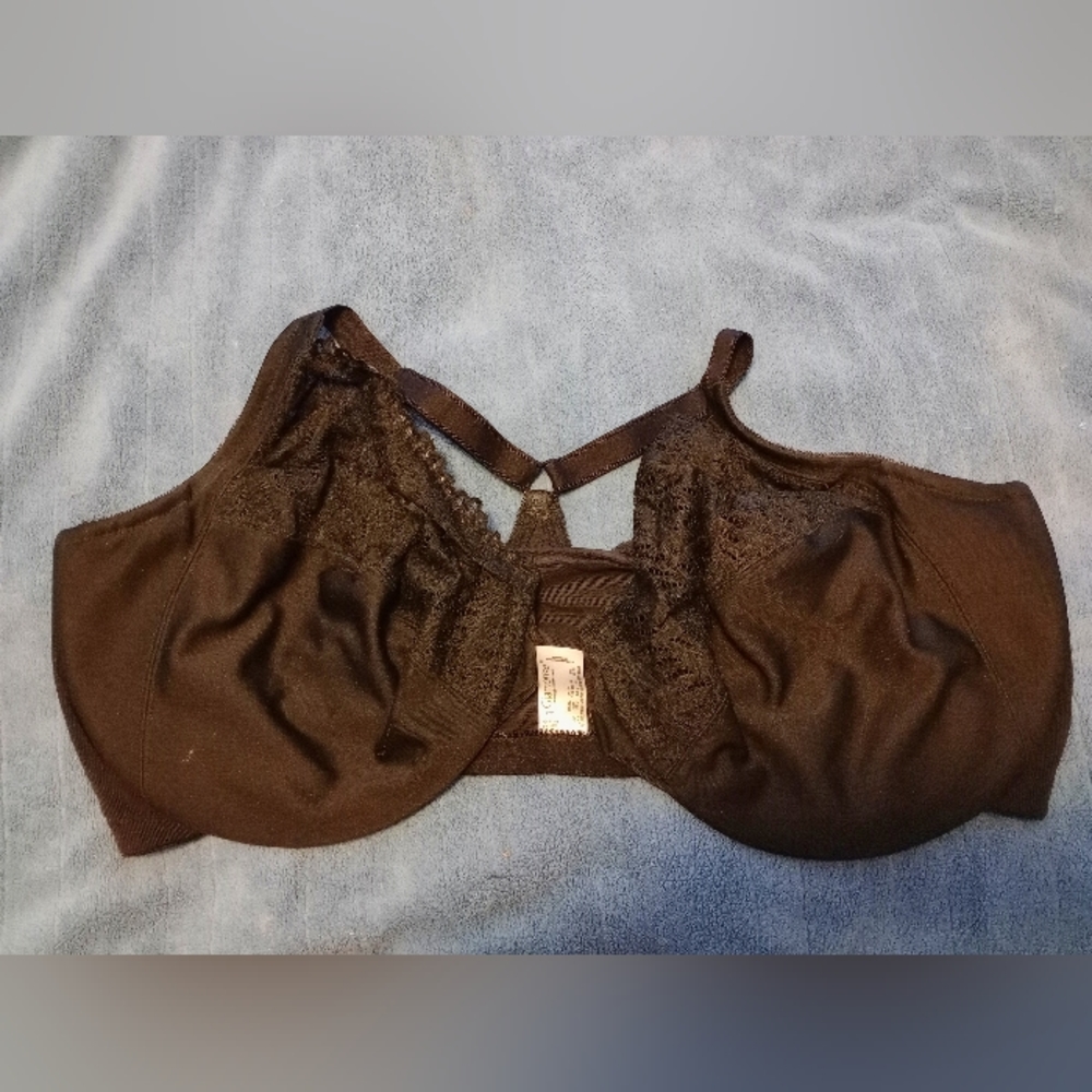 Front closure 46G Glamorise bra